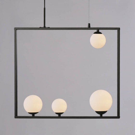 Κρεμαστό φωτιστικό τετράφωτο με γλόμπους σε οριζόντιο πλαίσιο 64cm 