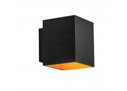 Μοντέρνα απλίκα κύβος 8x10x10cm μαύρη με χρυσό εσωτερικό