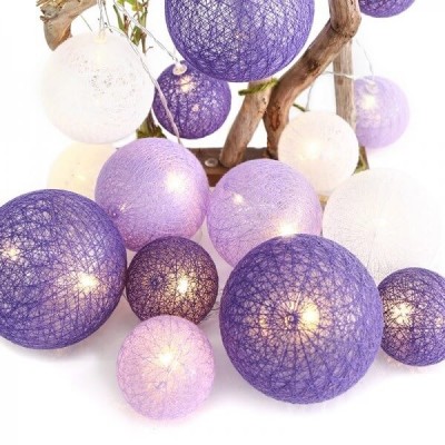 Χριστουγεννιάτικες μπάλες πλεκτές σε γιρλάντα 285cm λευκό-μωβ